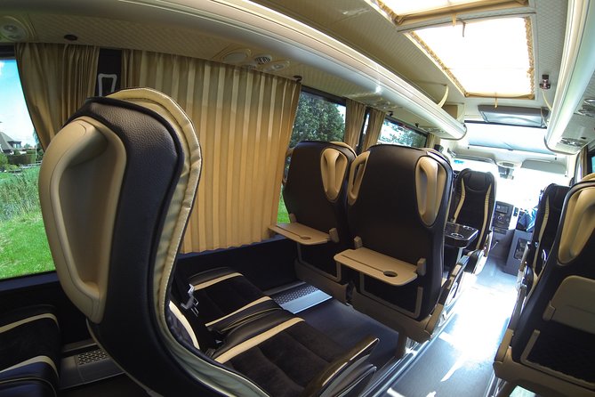 1-15 persons Taxi or Bus Transfer Amsterdam in Amsterdam City - What the 30-minute ride is really buying you