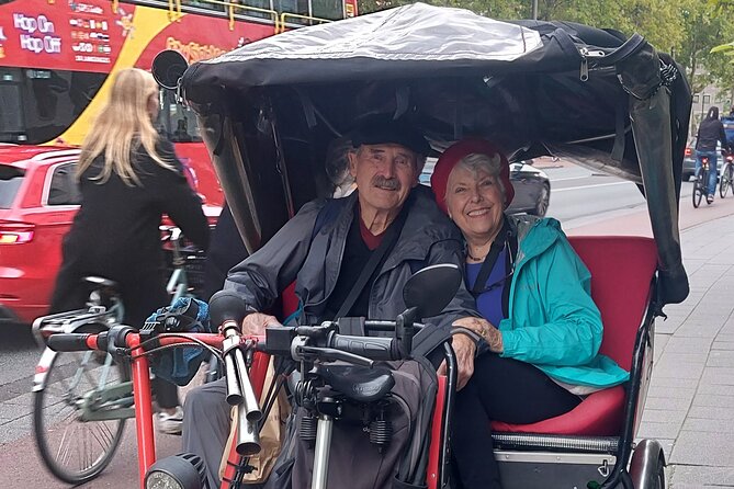 1 Hour Private Amsterdam Rickshaw Tour - Why a rickshaw works well in central Amsterdam