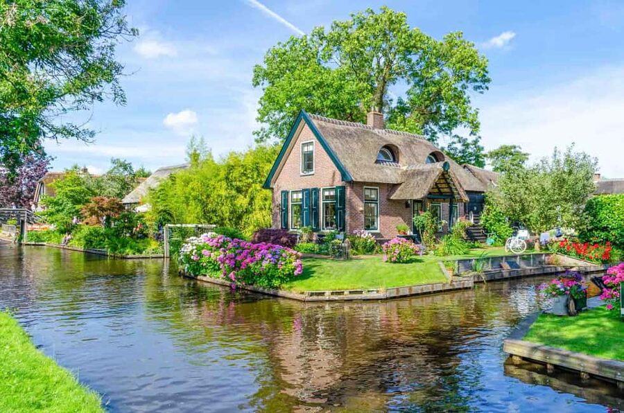 1 Hour Private open boat tour with local captain - Starting at Zuiderpad 14A