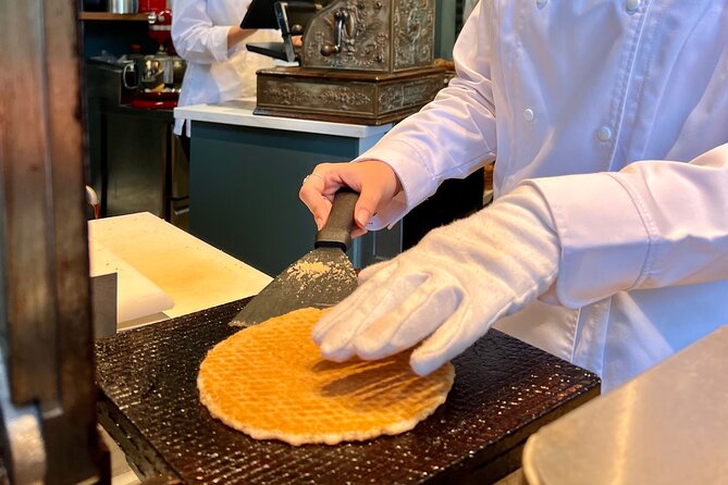 10 Tastes of Amsterdam: Food Tour by UNESCO Canals and Jordaan - The Jordaan brings poffertjes and brown-café atmosphere
