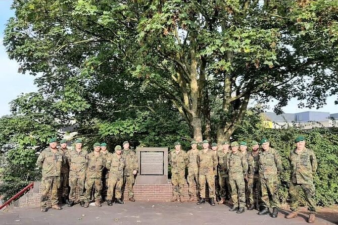 2,5 hour Battle of Arnhem Tour with Private Guide - Sabelspoort and the surviving city gate