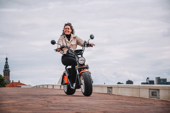 2 hour Private E-Chopper Tour in Nijmegen - Two hours between city streets and open dikes