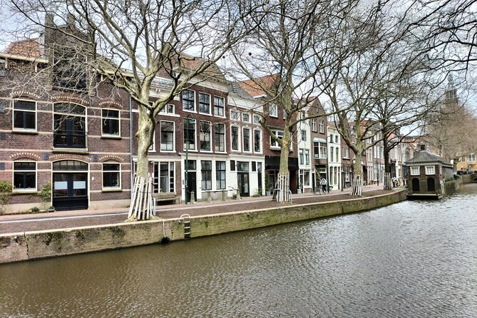 2-Hour Walking Tour in Gouda All inclusive - Visbanken and the Gouwekerk