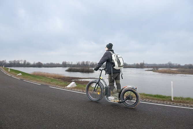 2-Hours Private E-Step Tour in Nijmegen - What the big tires mean on the ride