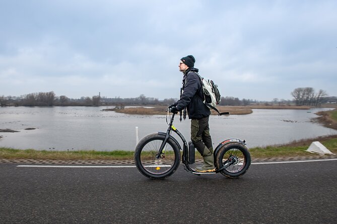 2-Hours Private E-Step Tour in Nijmegen - Riding out toward the Ooijpolder
