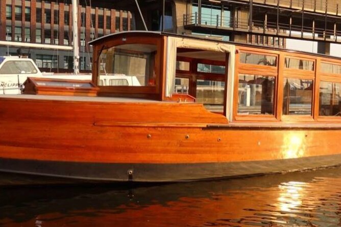 A unique experience! Semi private cruise. Authentic stylish boat! Book Leemstar! - Martin, Floris, Mike, and Maarten