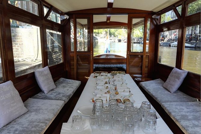 A unique experience! Semi private cruise. Authentic stylish boat! Book Leemstar! - What $87.08 buys you