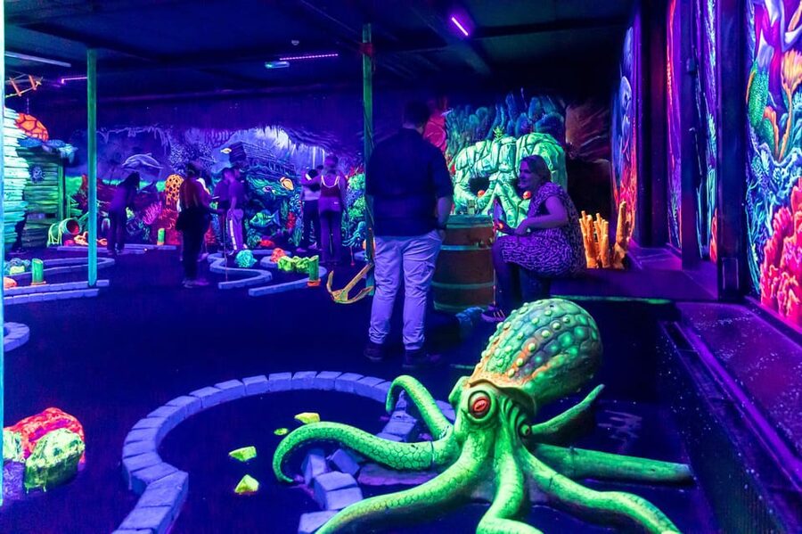 Aloha Amsterdam: 12-Hole Glow-in-the-Dark Mini-Golf - FAQ
