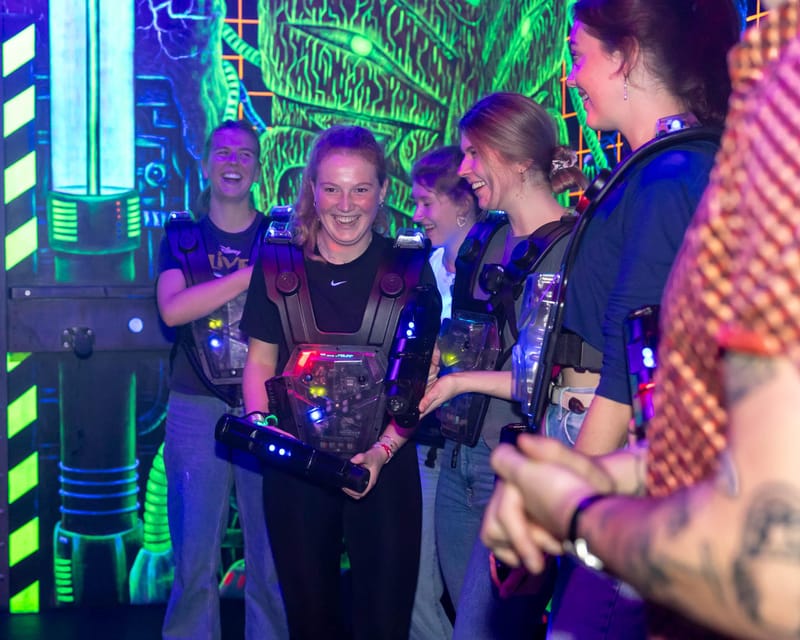 Aloha Amsterdam: Laser Tag Experience - A 15-minute battle with real group energy