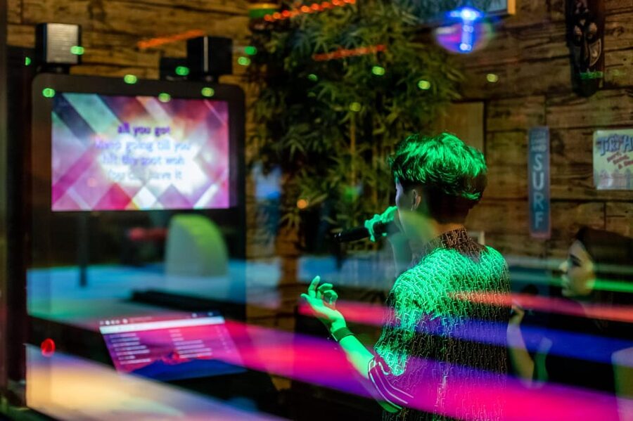 Aloha Amsterdam: Private Karaoke Booth with 20.000 Songs - Drinks, timing, and the rhythm of the night