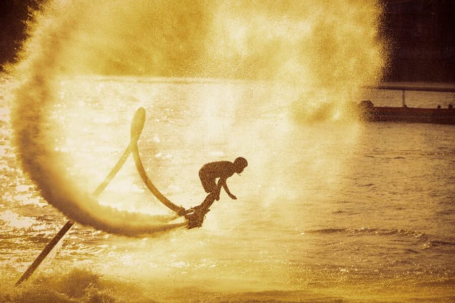 Alphen aan den Rijn: 15-Minute Flyboard Experience - Who should book this experience