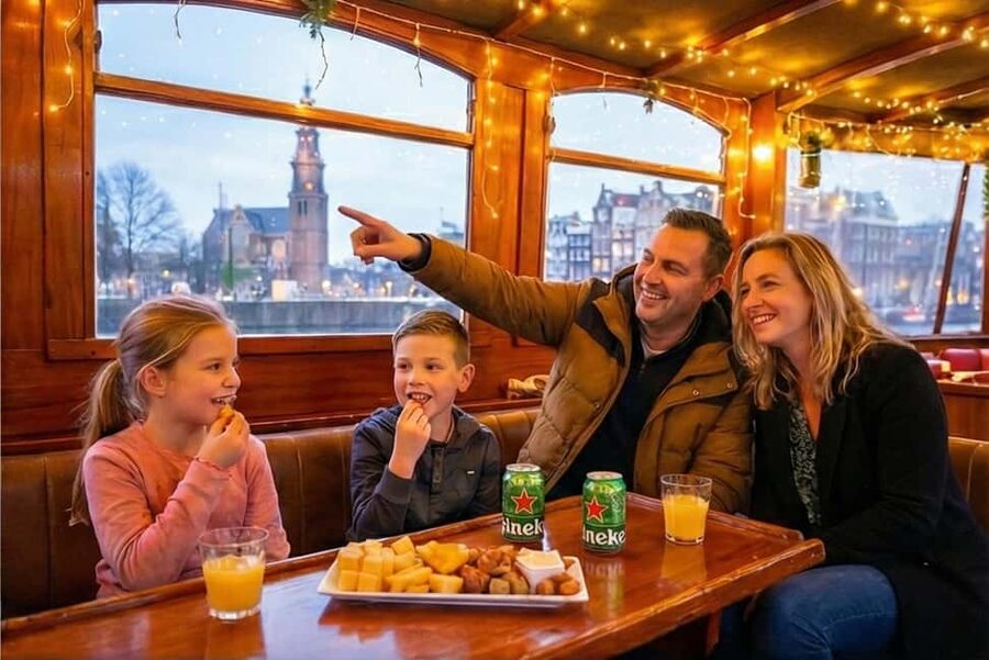 Amsterdam:1.5-Hour Canal Cruise local Guide, Drinks & Snacks - The Red Light District, Oude Kerk, and Our Lord in the Attic