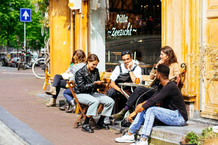 Amsterdam: 1.5-Hour Private Kick-Start Tour with a Local - The real value is the question-and-answer time