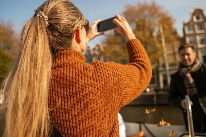 Amsterdam 1-Hour Canal Cruise With Live Guide - The Amstel, Magere Brug, and the city’s name