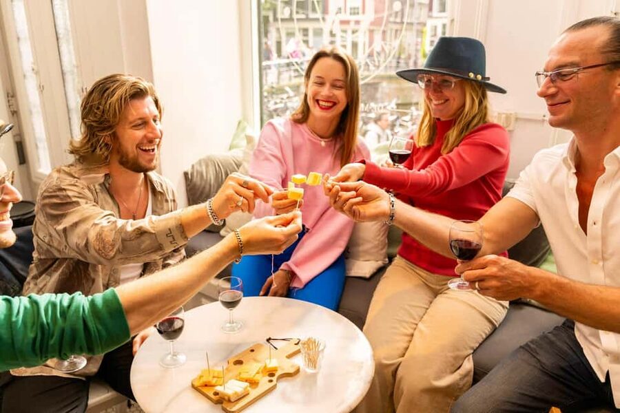 Amsterdam: 10 Tastings Guided Food Tour by UNESCO Canals - Gouda, wine, and the Binnenstad