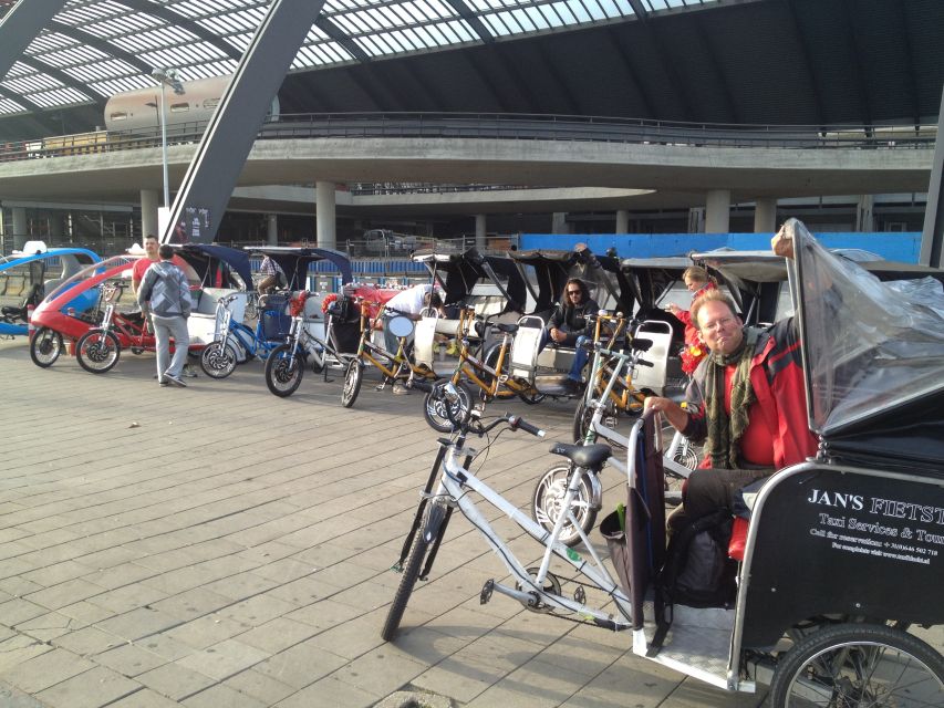 Amsterdam: 2-Hour Sightseeing Tour by Rickshaw - Weather, comfort, and what to bring
