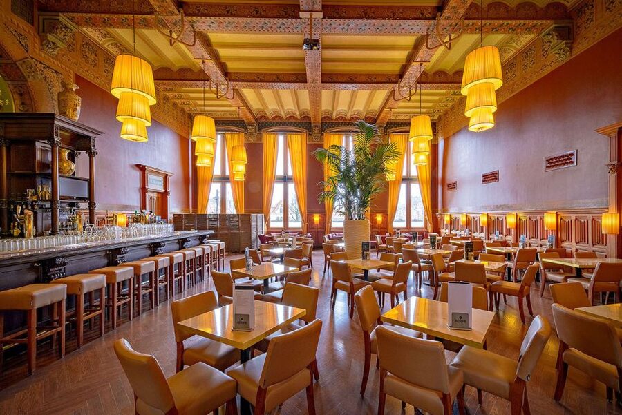 Amsterdam: 3-Course Meal in Historic 1st Class Waiting Rooms - Is $61 a good price?