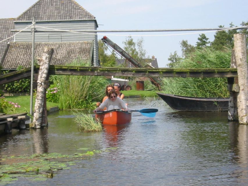 Amsterdam 5-Hour Guided Canoe Trip in the Wetlands - Paddling through a 17th-century watery country
