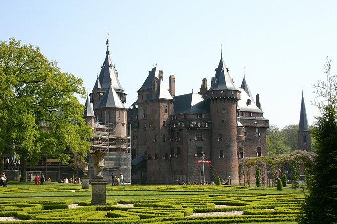 Amsterdam Airport Schiphol & Amsterdam City to Utrecht - A private ride from Schiphol to Utrecht
