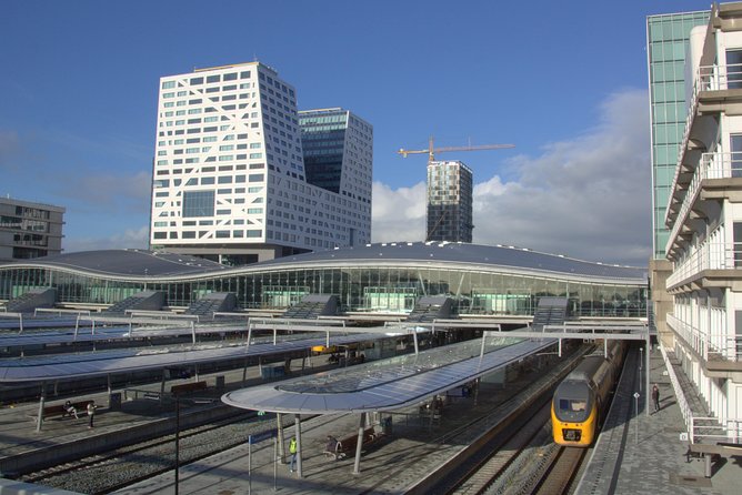 Amsterdam Airport Schiphol & Amsterdam City to Utrecht - Comfort after a hot, tiring flight