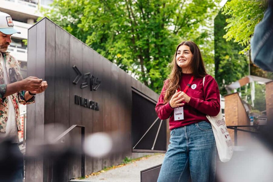 Amsterdam: Anne Frank Walking Tour - Guided in EN/DE/IT/ES - Starting at the Waag in Nieuwmarkt