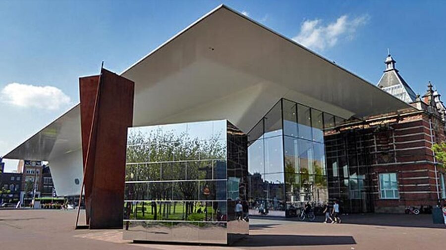 Amsterdam Audioguide - TravelMate app for your smartphone - Anne Frank House and the Basilica of the Friars
