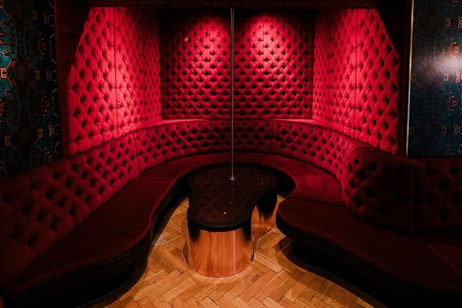 Amsterdam: Behind the Scenes Strip Club Tour with Ex-Sex Worker - How to get more from the question period