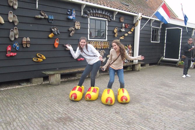 Amsterdam Bike Rental with free GPS narrated bike tour - Your complimentary coffee stop