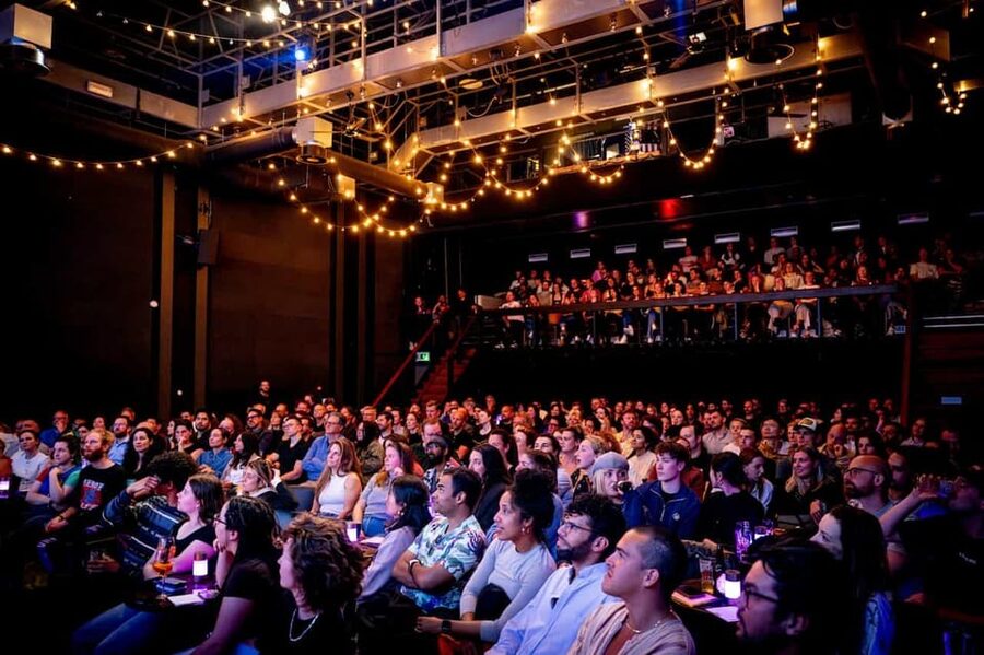 Amsterdam: ‘Boom Chicago’ English Comedy Show - Who should book this comedy show?