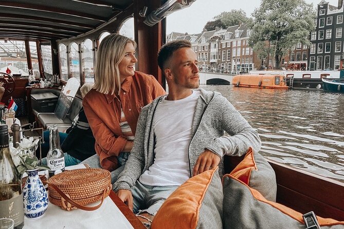 Amsterdam Canal Cruise in Classic Salon Boat With Drinks and Cheese - Is $40.84 a fair price?