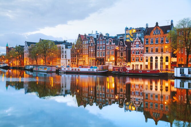 Amsterdam Canal Cruise in Classic Salon Boat With Drinks and Cheese - Who will enjoy this canal cruise most