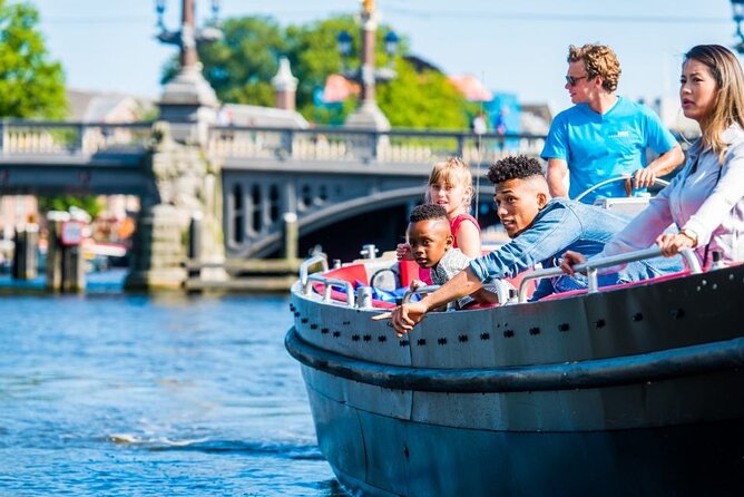 Amsterdam Canal Cruise in Open Boat with Unlimited Drinks Option - Jordaan’s smaller canals and quieter corners
