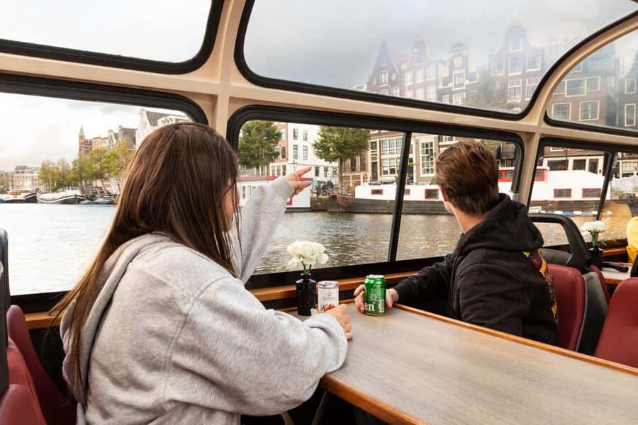Amsterdam: Canal Cruise with Live Commentary & Audio Guide - Prinsengracht brings the classic canal views