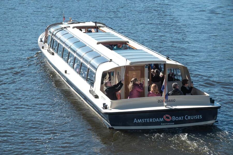 Amsterdam: Canal Cruise with Live Commentary & Audio Guide - What $14 really gets you
