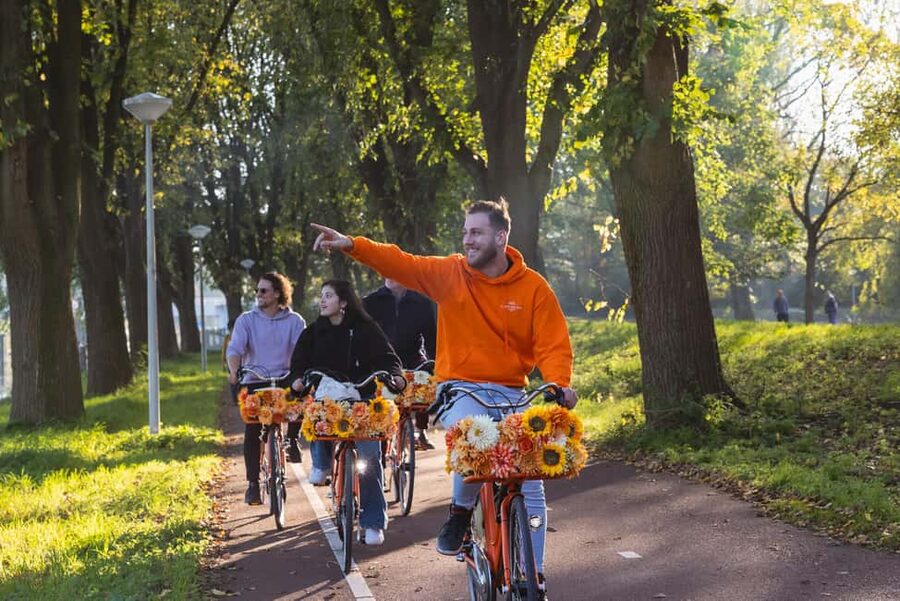 Amsterdam: Cheese, Windmill & Countryside Bike Tour - Ransdorp and its unusual church tower