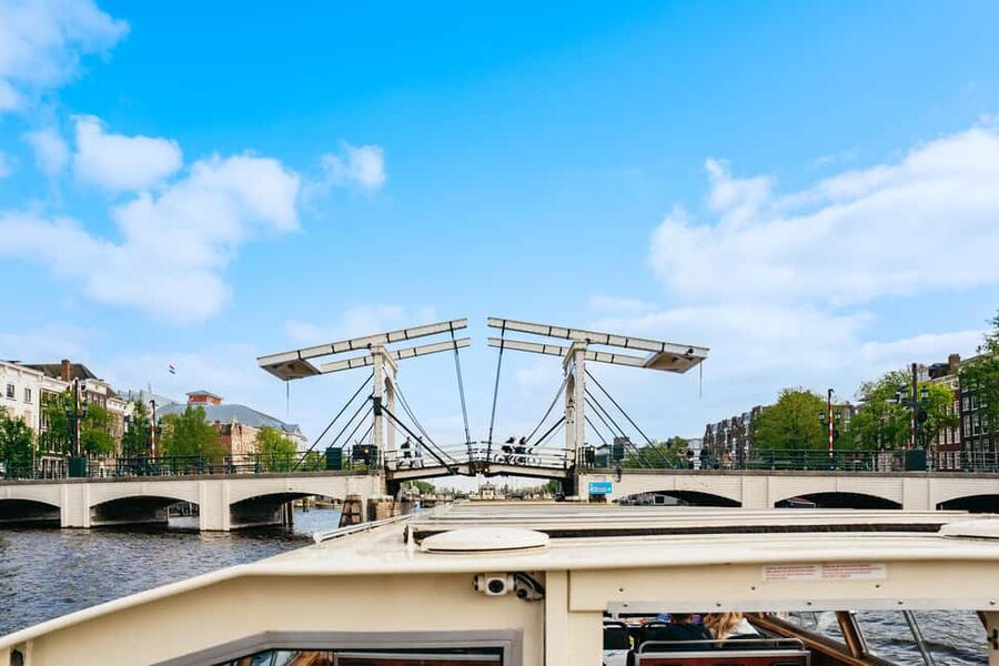Amsterdam: City Canal Cruise and Rijksmuseum - A practical one-day schedule