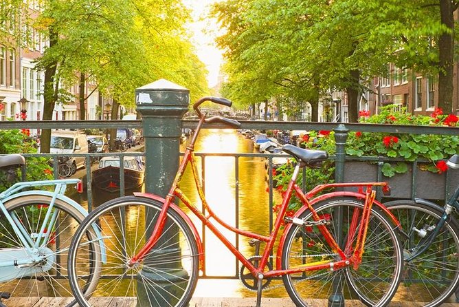 Amsterdam City Center & History - Exclusive Guided Walking Tour - Key points to know before booking
