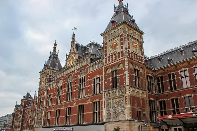 Amsterdam City Center, Red Light District and Coffee Shops Tour - A city tour built around Amsterdam’s contradictions