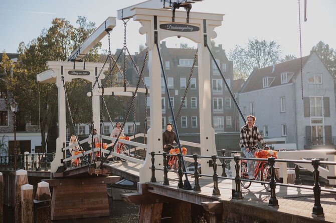 Amsterdam City Top Highlights Guided Bike Tour - Why a bicycle is the right way to see Amsterdam