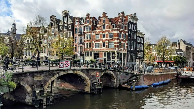 Amsterdam: City walking experience with a local - Why this two-hour walk works well on a first day