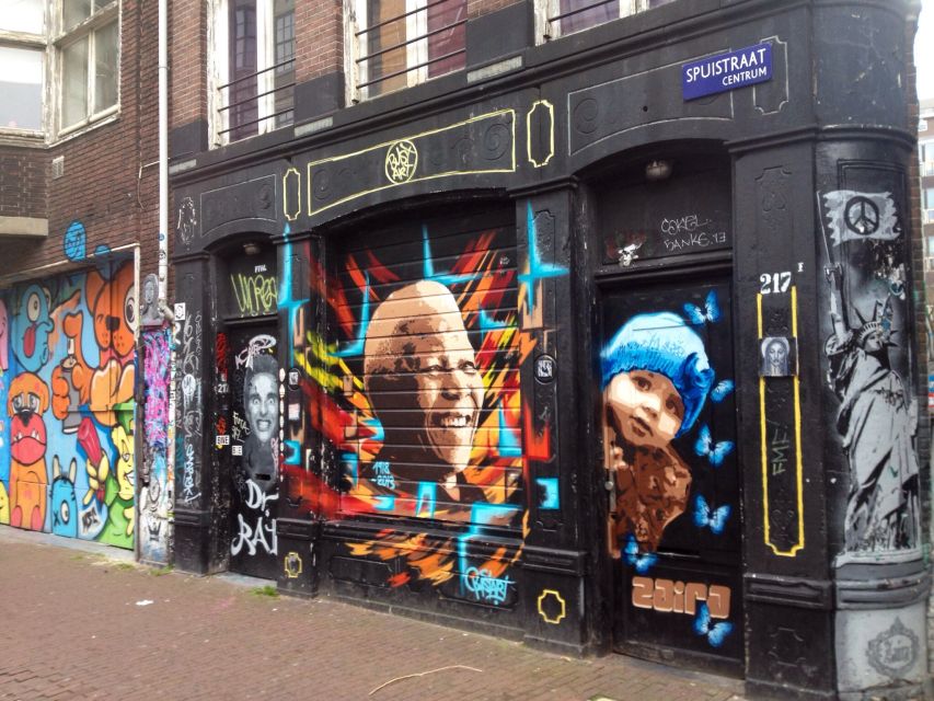 Amsterdam: Coffee Shops Walking Tour - Seeing the first coffee shop in the world