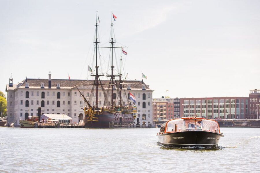 Amsterdam Combo: Madame Tussauds and Canal Cruise - Key points at a glance