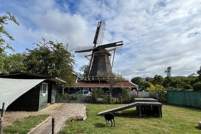 Amsterdam Countryside Bike and Kayak Tour - Why this tour shows you a different Amsterdam