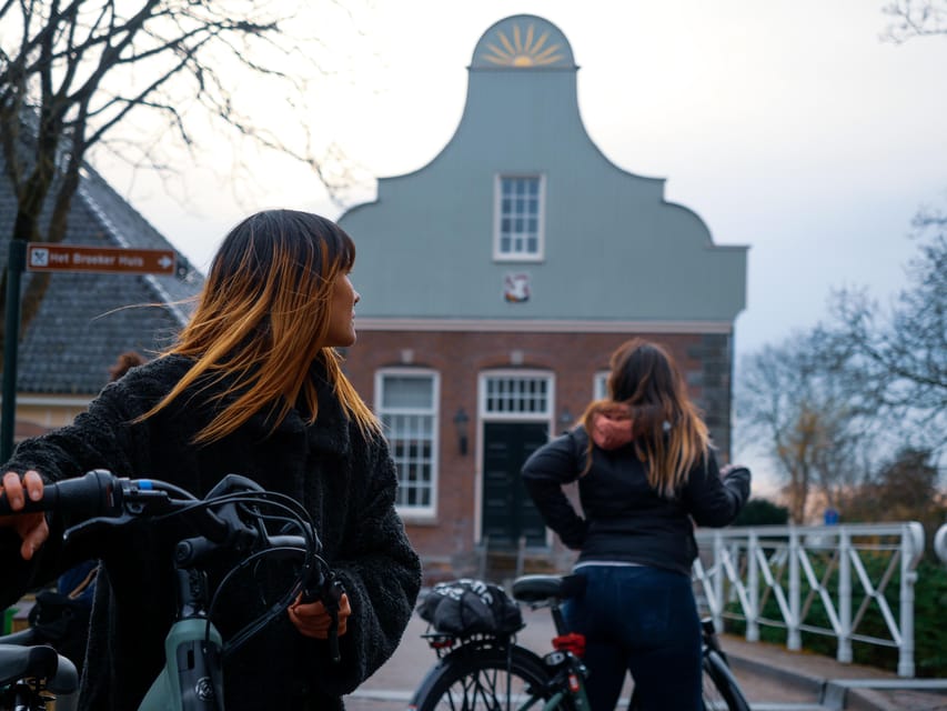 Amsterdam: Dutch Countryside E-Bike with Cheese & Clogs - Why this four-hour ride feels different from Amsterdam