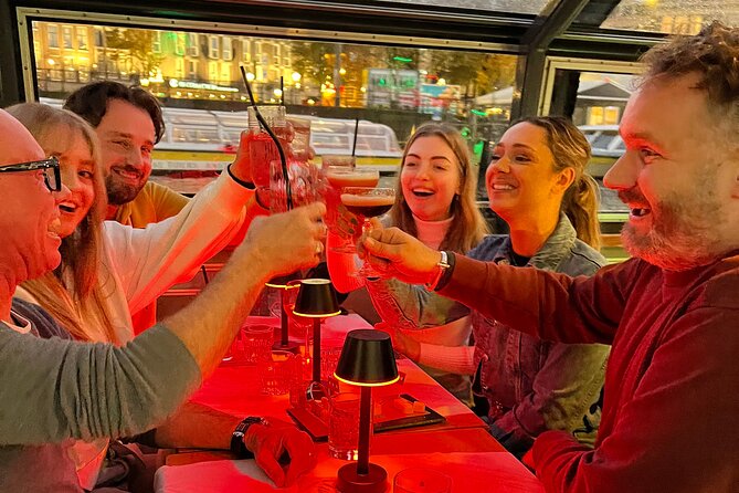 Amsterdam Evening Cocktail Cruise with snacks - How much commentary will you hear?