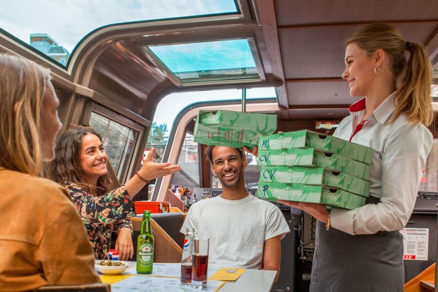 Amsterdam: Evening Pizza Cruise Along the Canals - Booking details that affect your evening