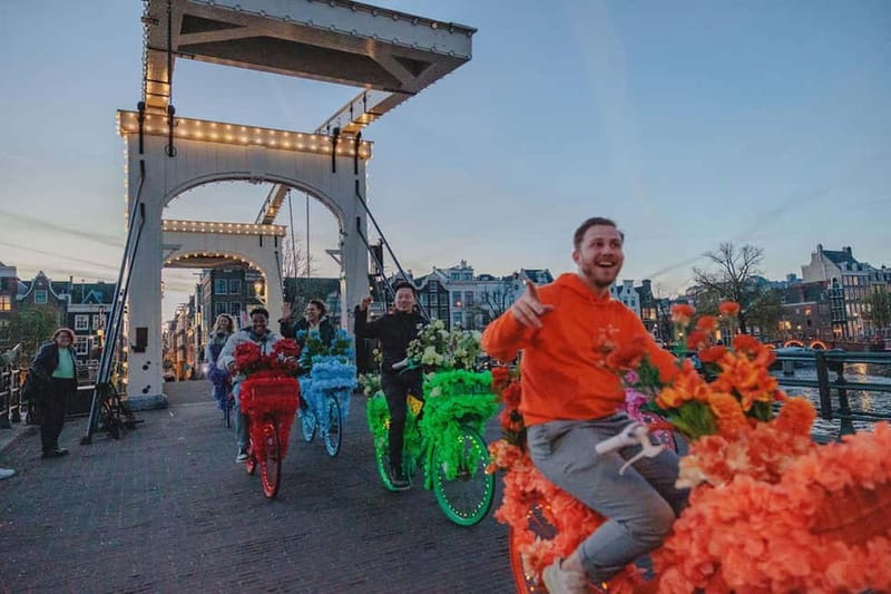Amsterdam: Explore Canals, Guided Tour on Flower Bikes - The Rijksmuseum and the canal ring