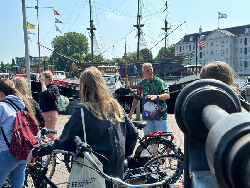 Amsterdam: Explore the City Highlights by Bike - Museumplein and Vondelpark: art district to open green space