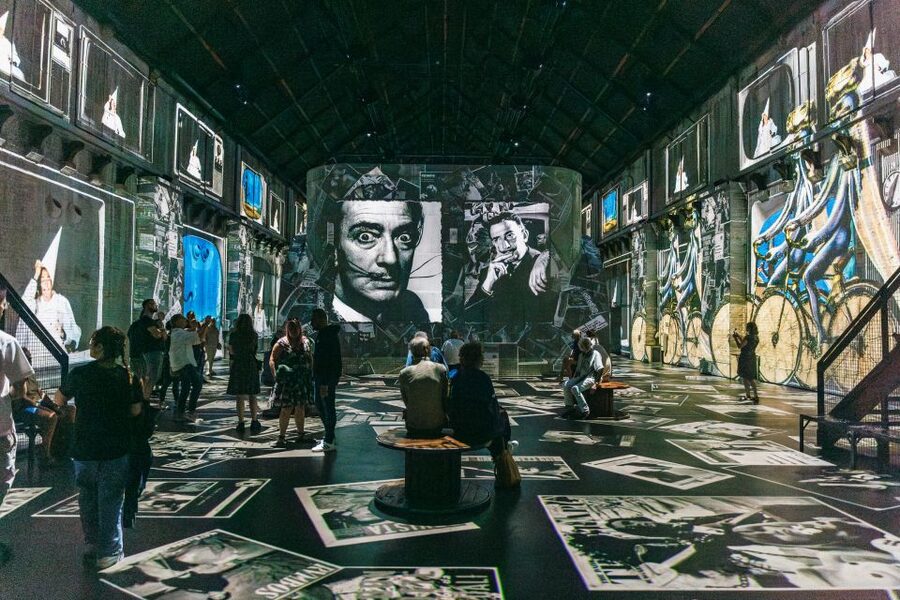 Amsterdam: Fabrique des Lumières Entry Ticket - Foreign Nature turns mathematics into colour