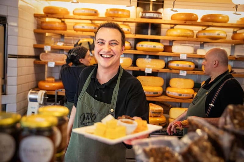 Amsterdam: Food and Canal Tour - What the small group changes